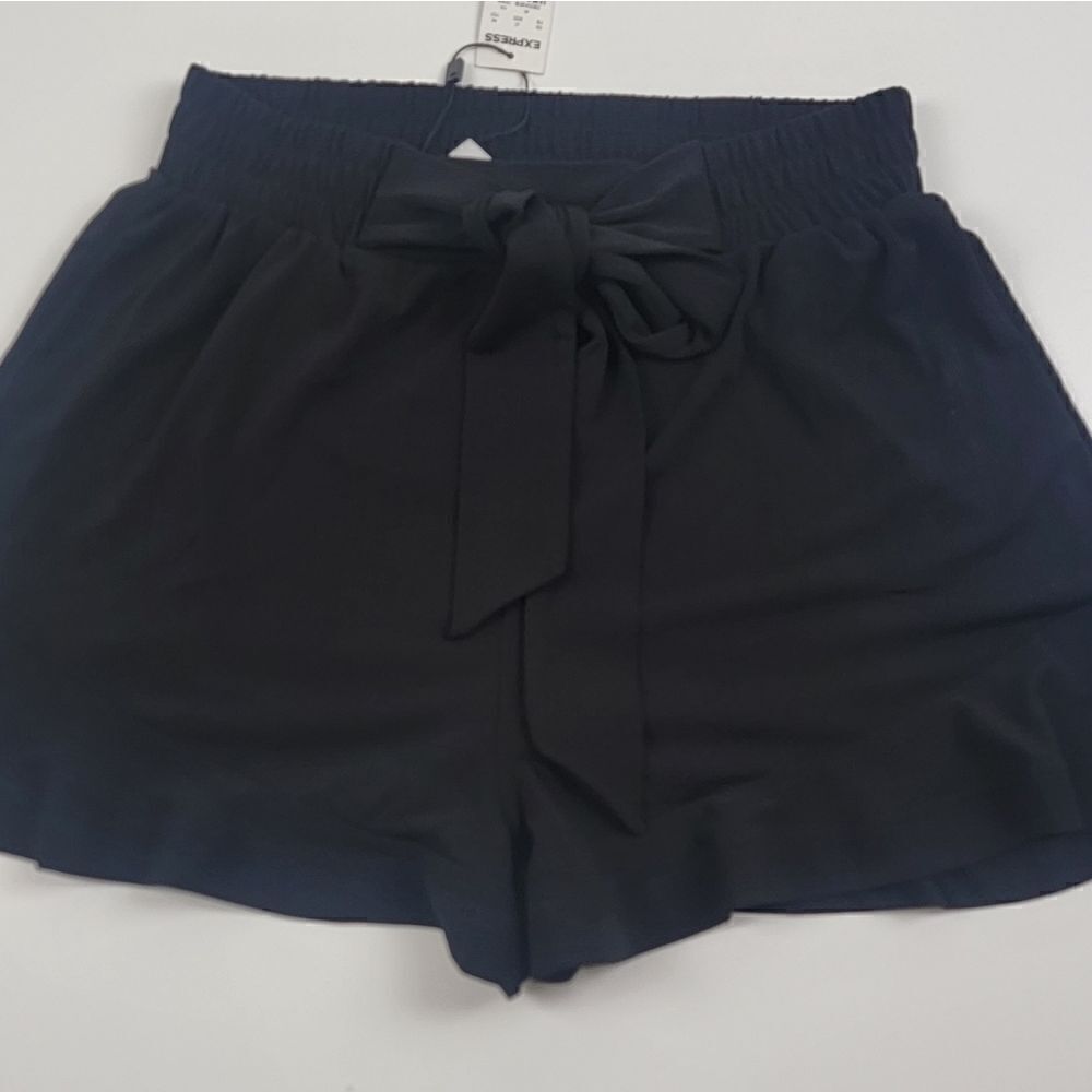 Express Black Bow Skirt Shorts size XS NWT‎